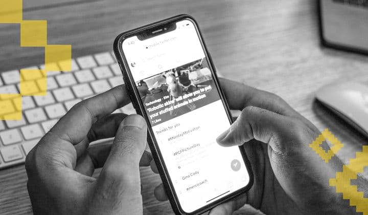 6 Ways to Manage Your Business from Your Smartphone